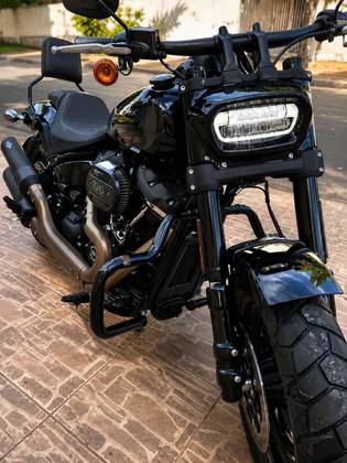 HARLEY-DAVIDSON SOFTAIL FAT BOB 114 HARLEY-DAVIDSON SOFTAIL FAT BOB 114